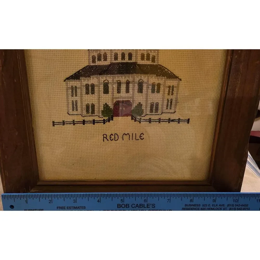 Round Barn embroidered wall art Red Mile racetrack in Lexington, Kentucky